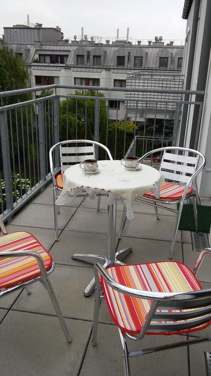 Nordrand-Apartment Vienna Esterno foto